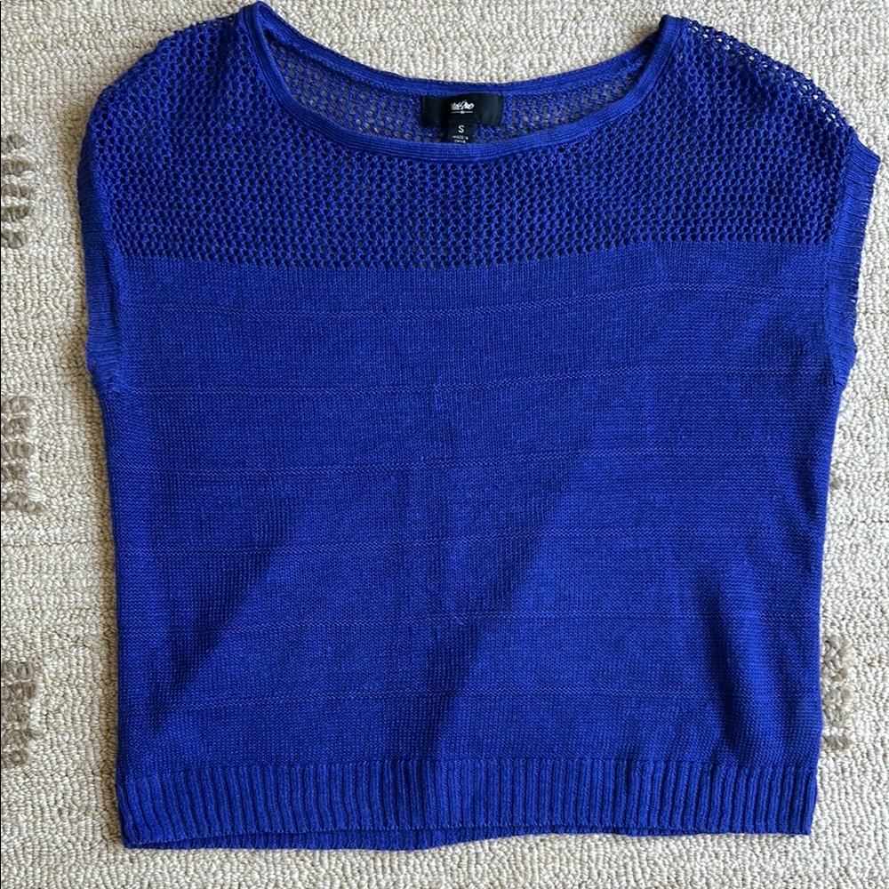 ✨5 for $15✨ Mossimo Vibrant Blue Knit Top